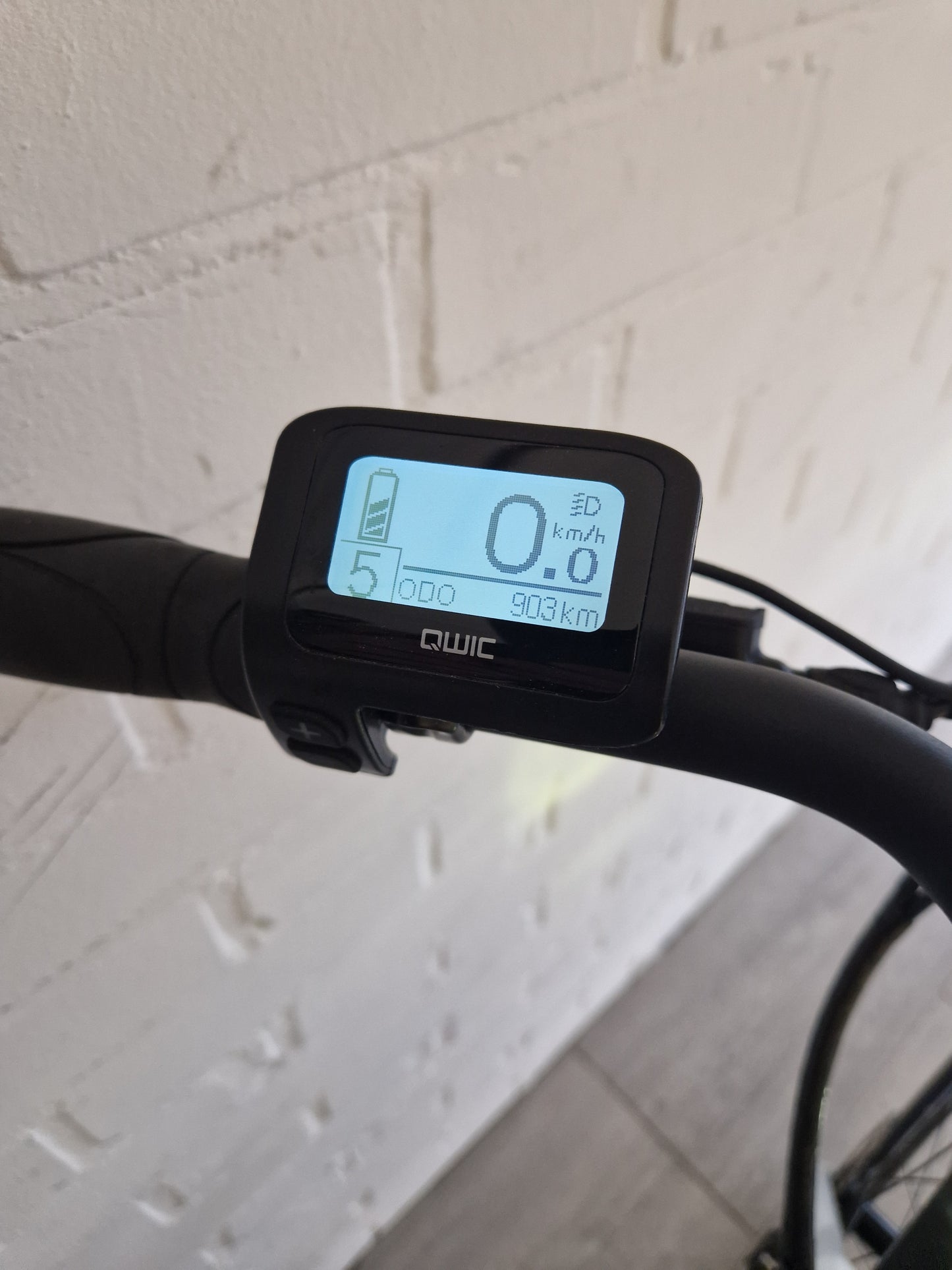 Qwic INTER Essential D50 | Slechts 908KM gereden!