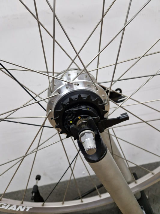 Achterwiel 28 inch Nexus 7 rollerbrake (Giant velg)