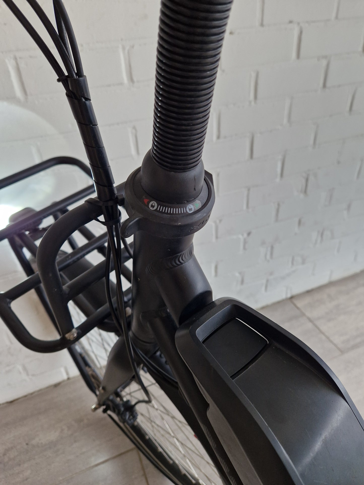 Batavus Quip D54 Bosch Active Line Plus middenmotor