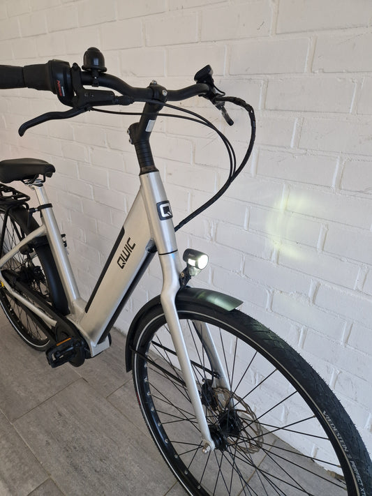 Qwic INTER Essential D50 | Slechts 908KM gereden!