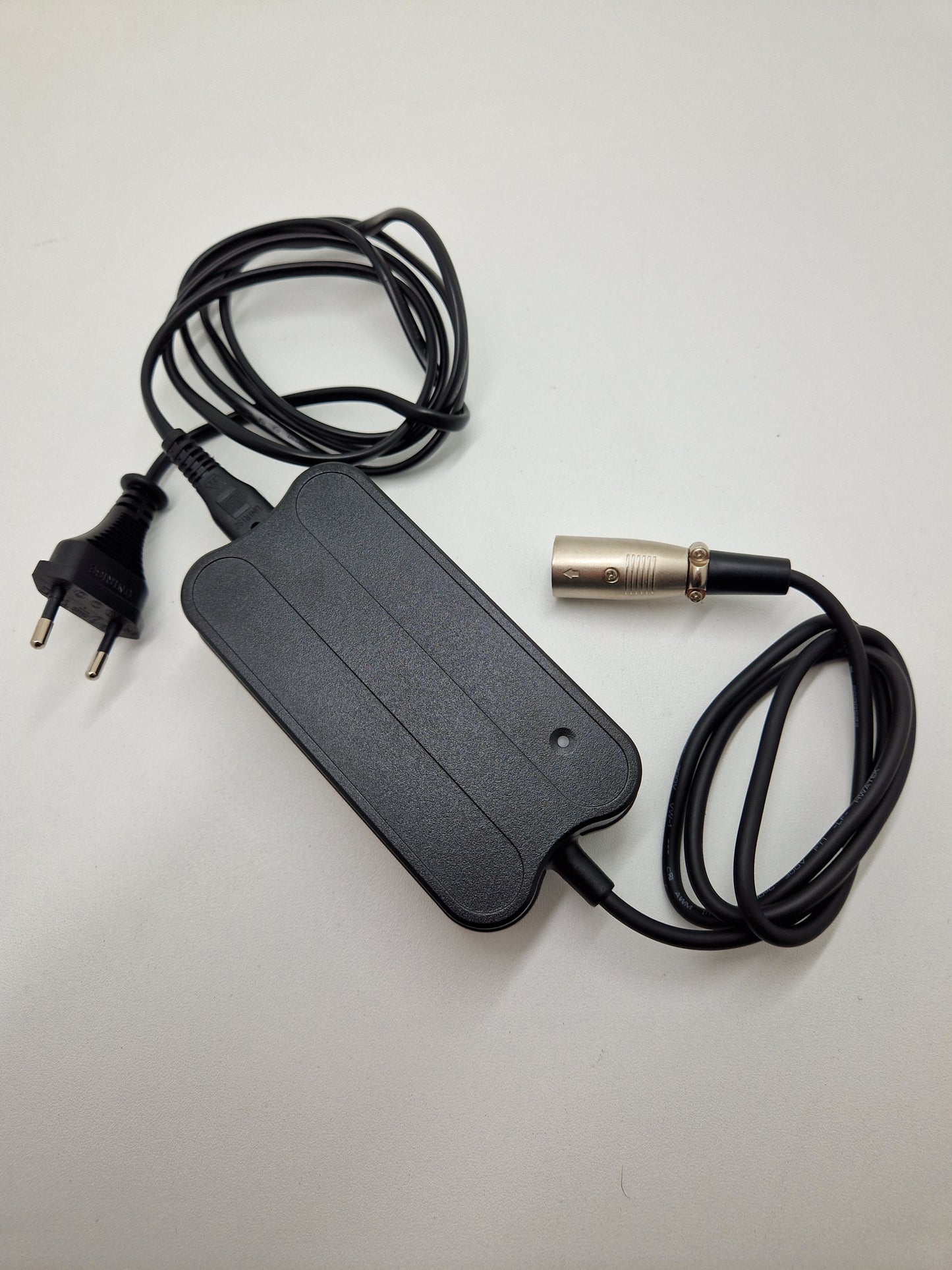 Acculader 3 pins
