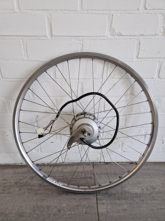 Voorwiel 28 inch Giant Twist Sanyo 26Volt