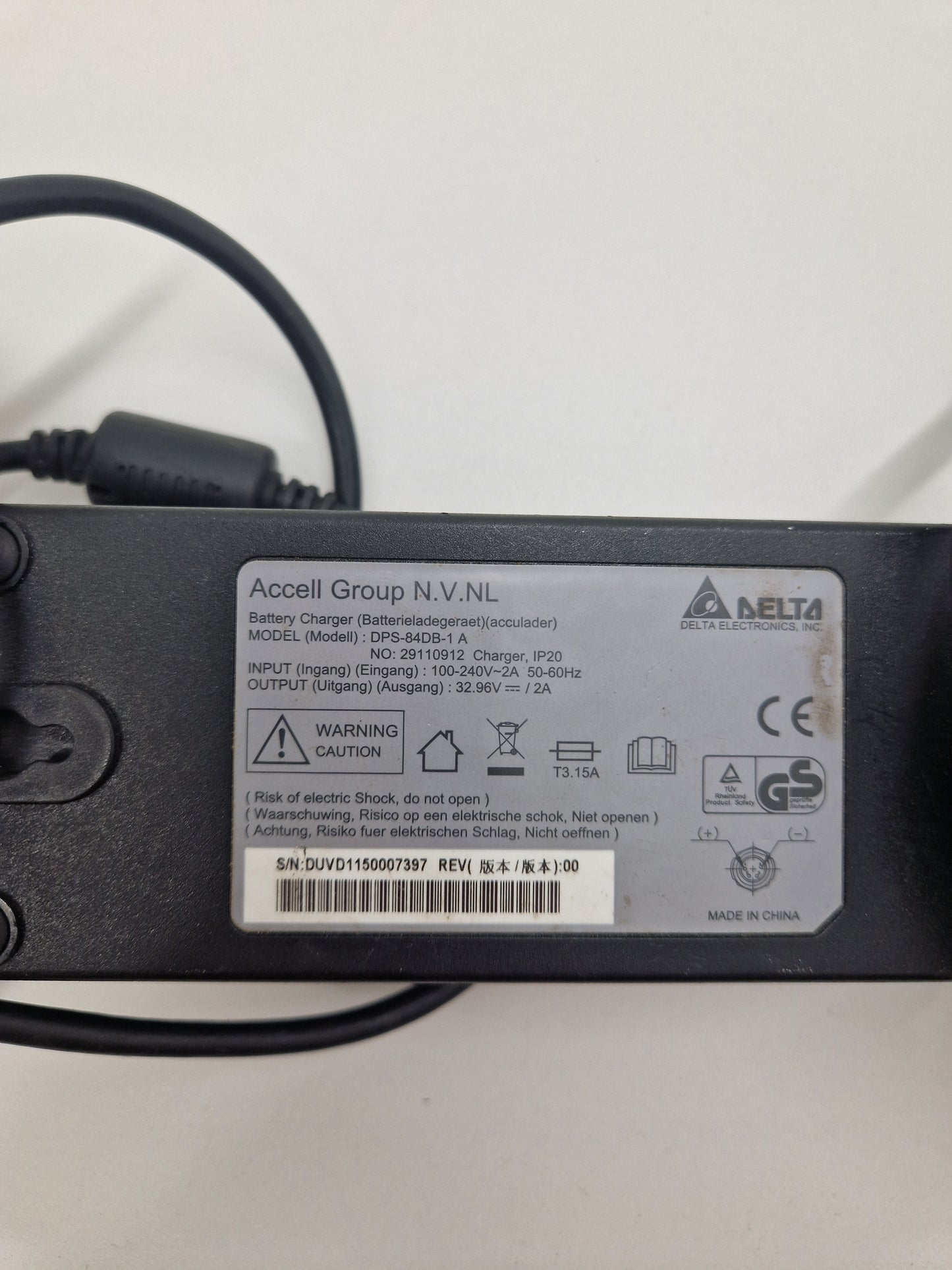 Acculader 4-pins 29V 2A PMU3 Sparta / Batavus / Koga (groene stekker)