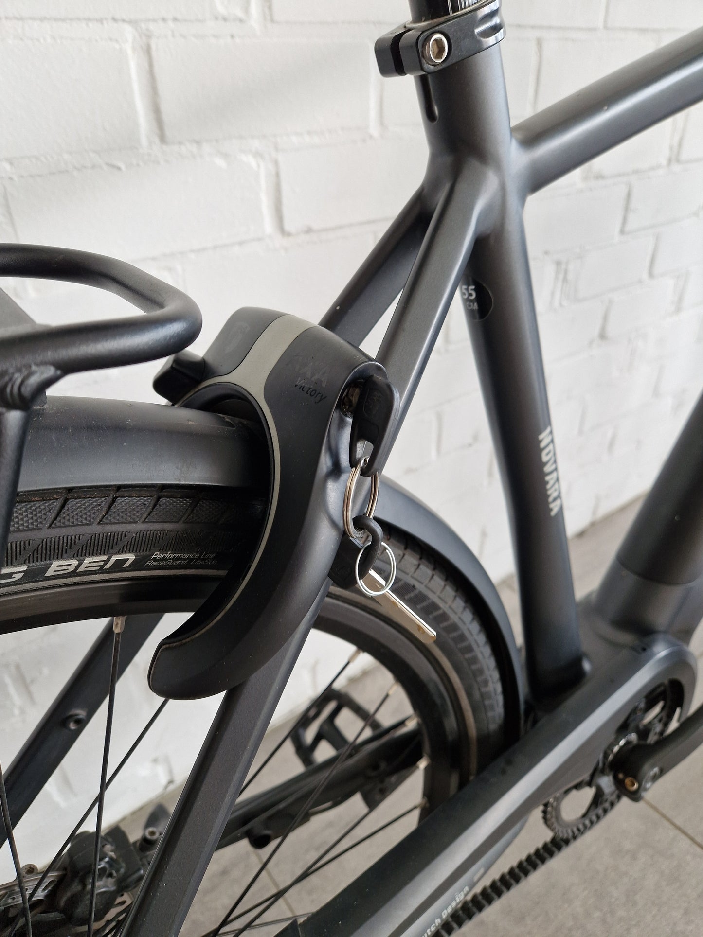 Huyser Novara H55 Bafang M420 middenmotor