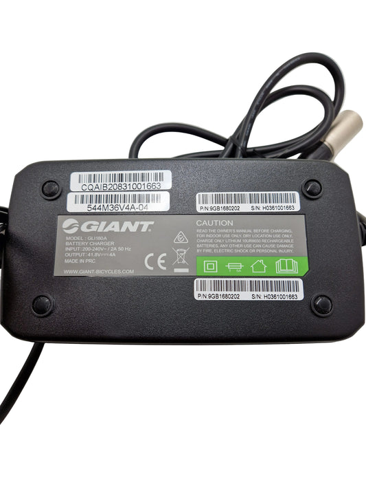 Acculader Giant Energypak 3-pins 41.8 snellader