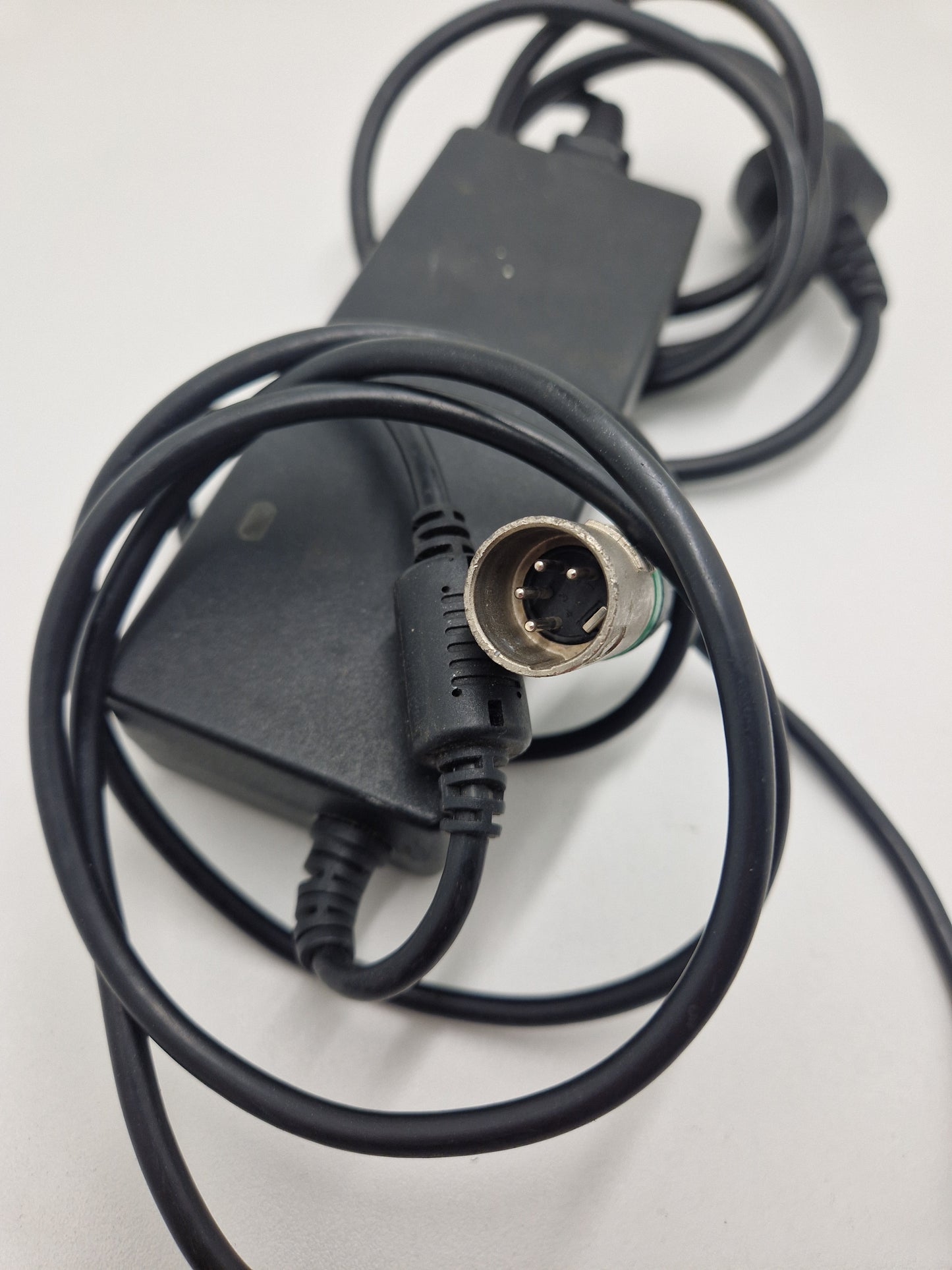 Acculader 4-pins 29V 2A PMU3 Sparta / Batavus / Koga (groene stekker)