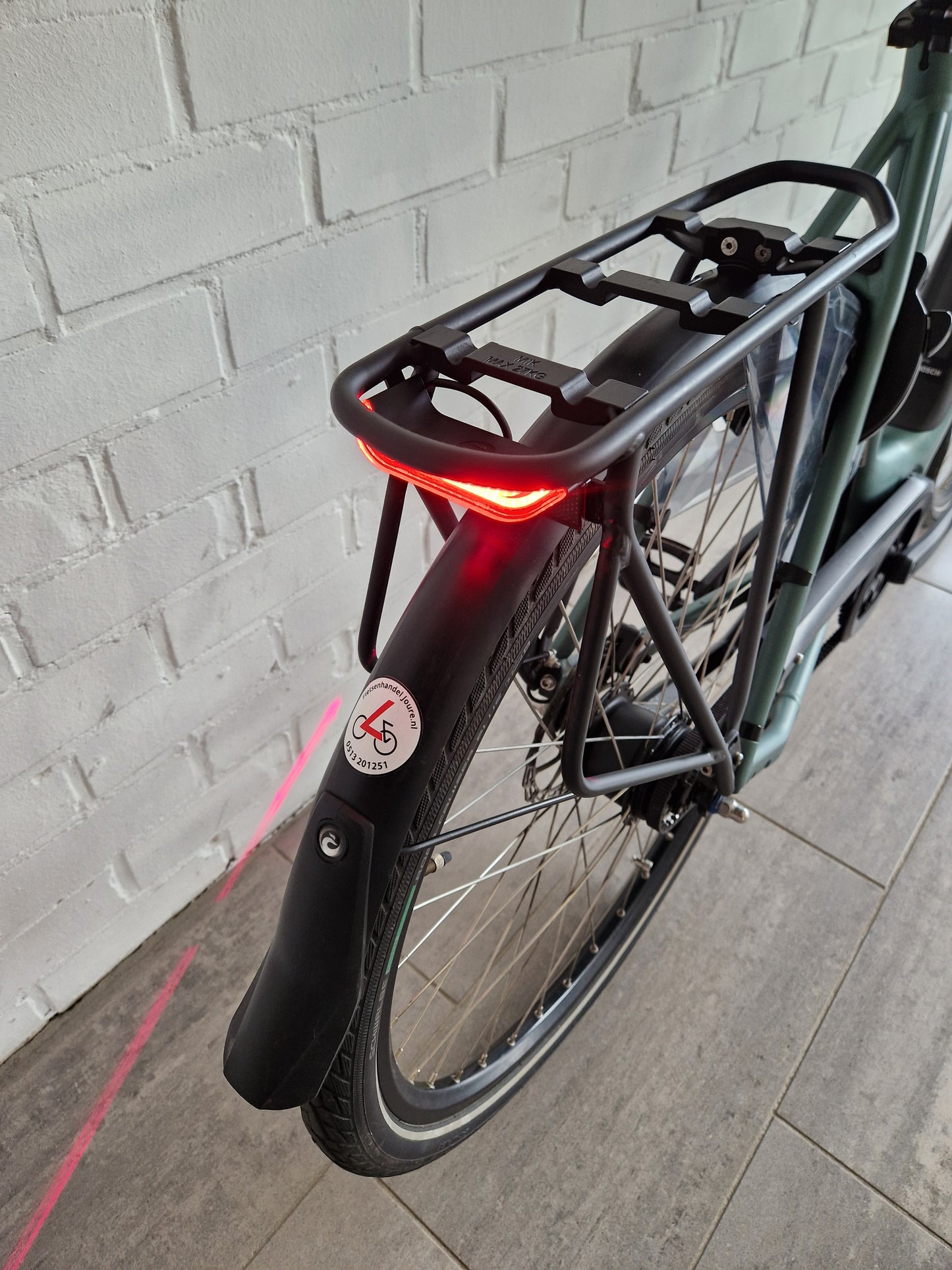 Batavus Finez D57 Bosch Active Line Plus middenmotor